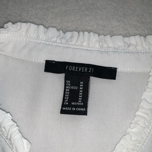 New! Forever21 Blouse - Picture 3 of 4